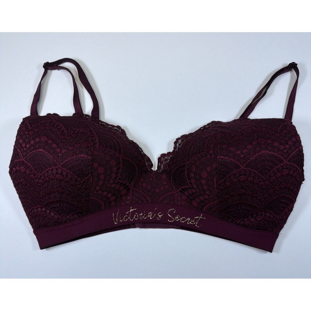 Victoria's Secret Lined No Wire Bra Women's Size 32D Wireless Purple w Lace